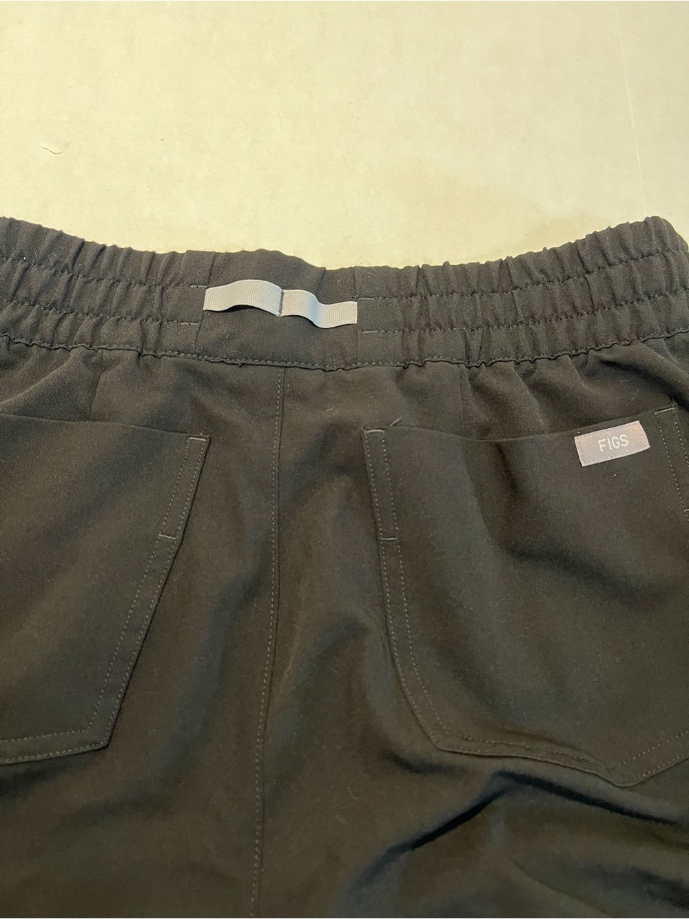 FIGS Technical Collection Jogger Scrub Pants Black Womens size Medium Cargo - Picture 7 of 10